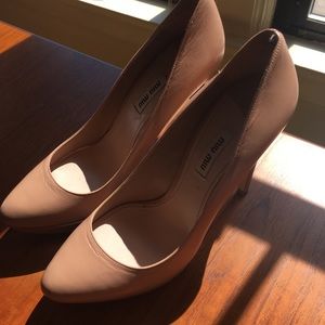 Miu miu soft pink leather pumps